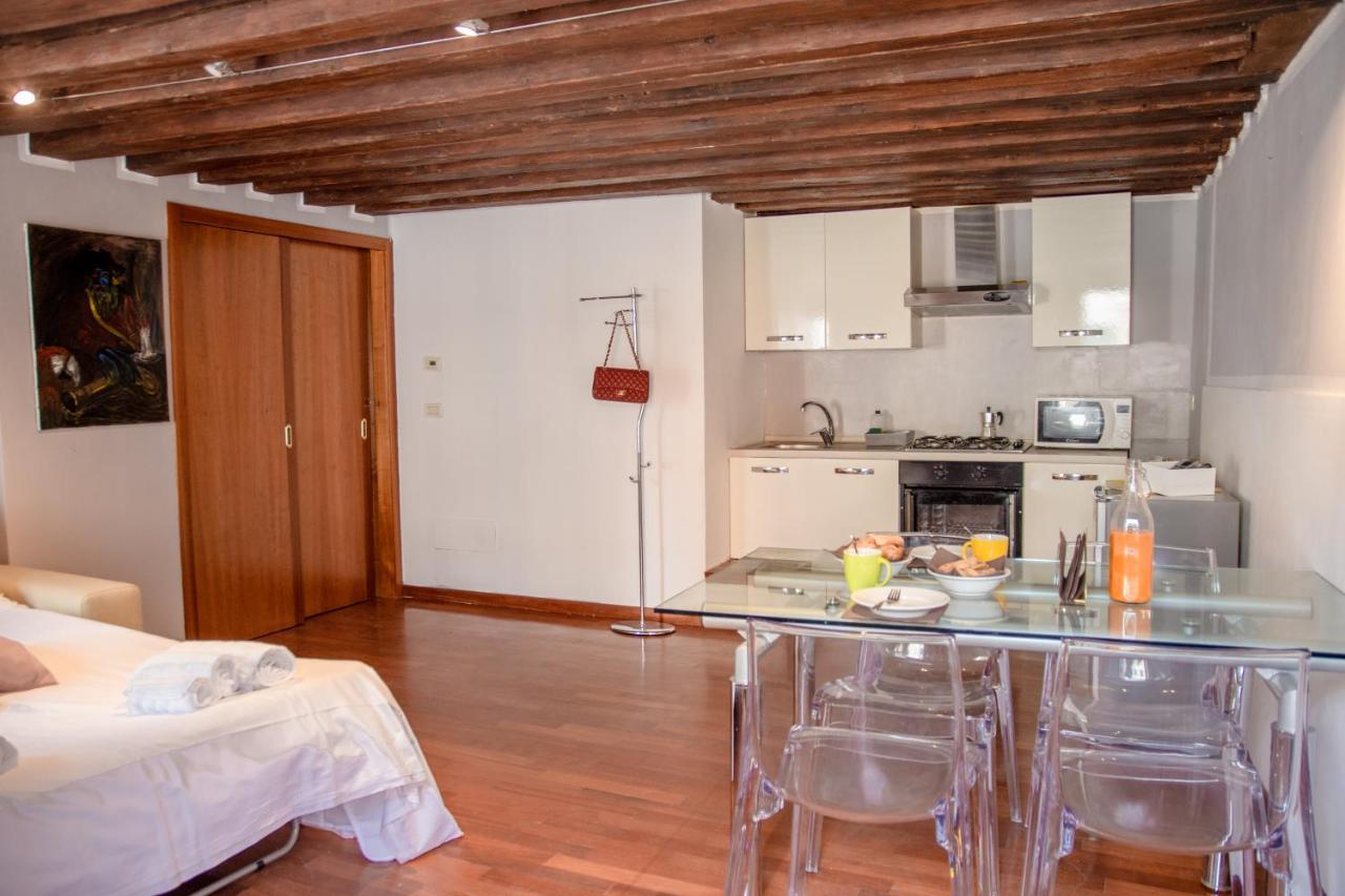Appartamenti Superior In Via Garibaldi By Bricola Apartments Venice Luaran gambar