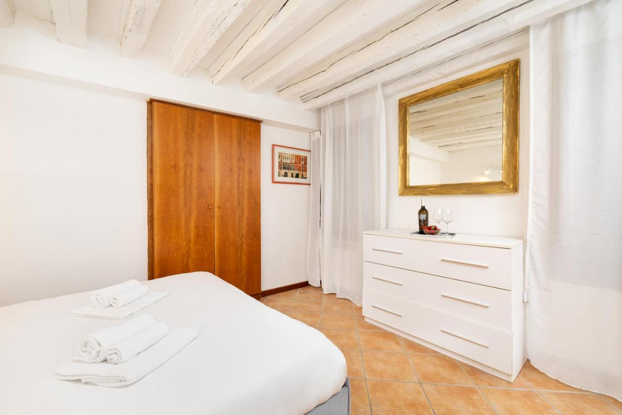 Appartamenti Superior In Via Garibaldi By Bricola Apartments Venice Luaran gambar