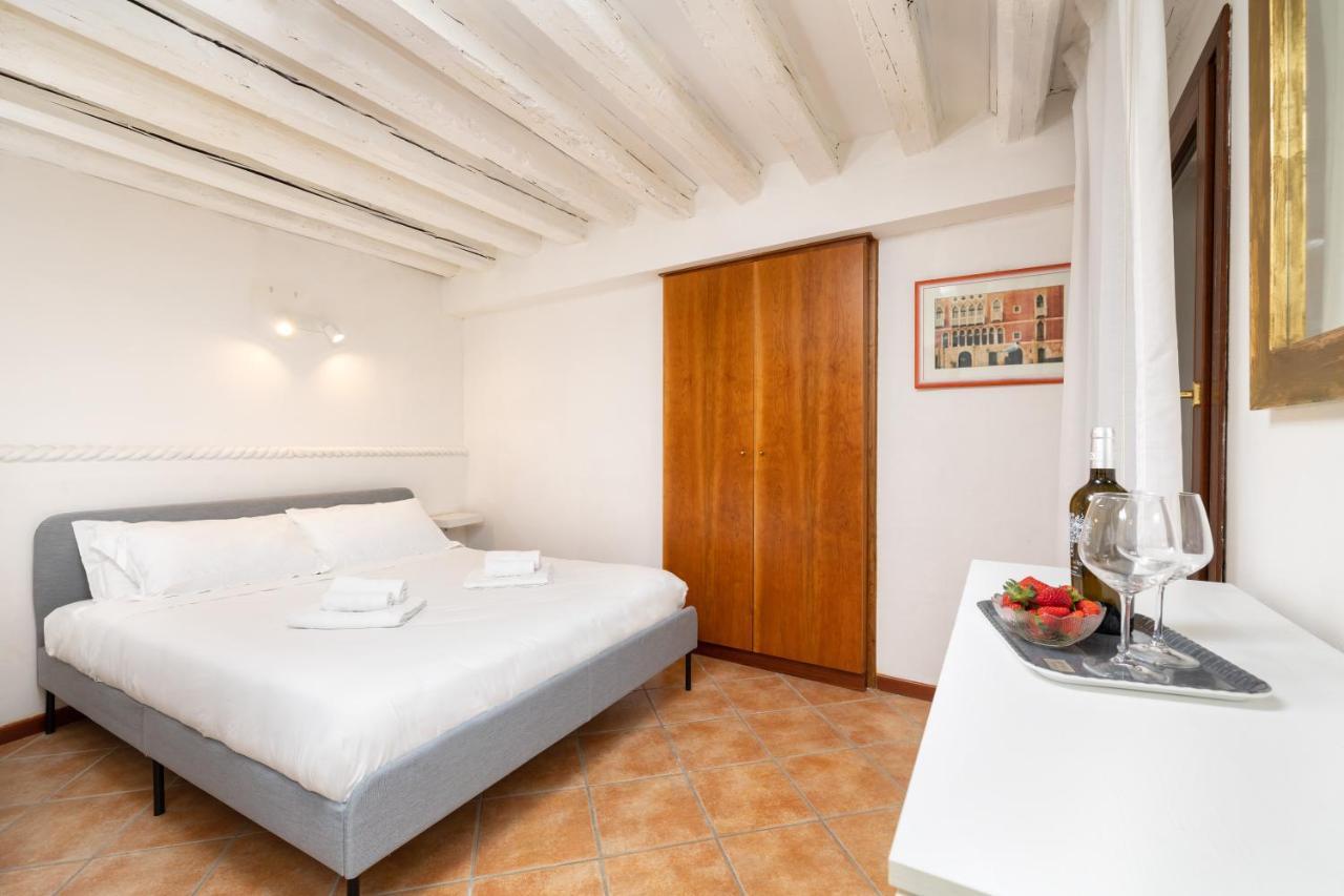 Appartamenti Superior In Via Garibaldi By Bricola Apartments Venice Luaran gambar